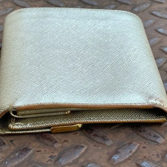 Prada Wallet Tri Fold Gold Tone Leather Card Holder Purse Made in Italy authenti - Picture 5 of 14